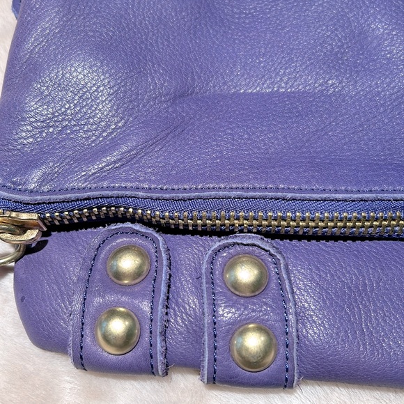 Linea Pelle Soft Leather foldover Clutch - Picture 4 of 11